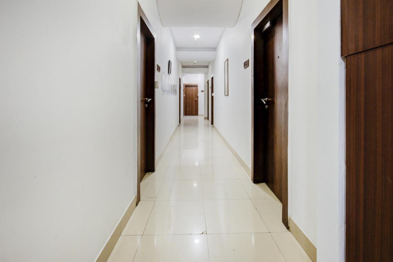 مومباي Capital O 77295 Hotel Bansidhar Bhuvan المظهر الخارجي الصورة