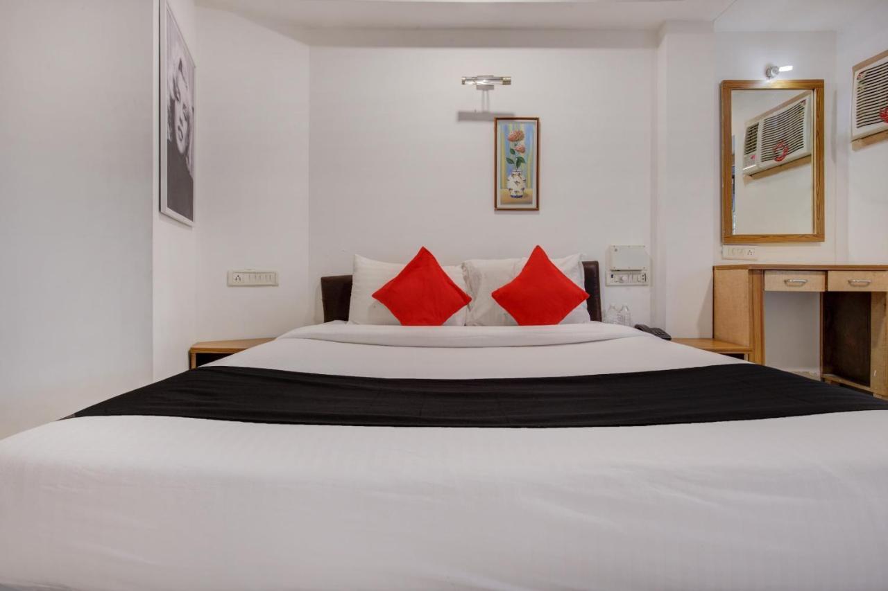 مومباي Capital O 77295 Hotel Bansidhar Bhuvan المظهر الخارجي الصورة