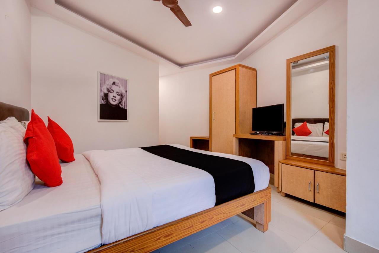 مومباي Capital O 77295 Hotel Bansidhar Bhuvan المظهر الخارجي الصورة